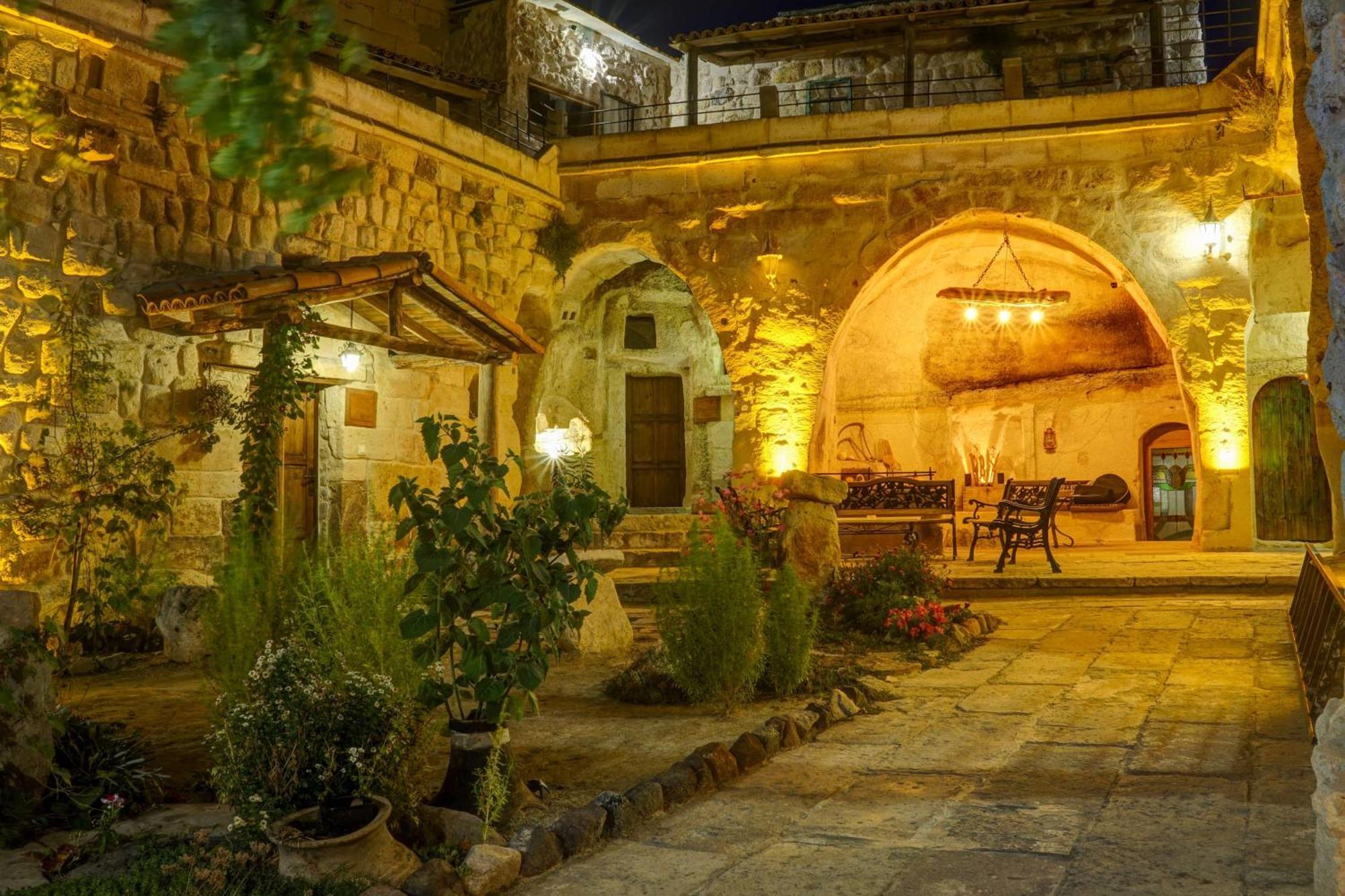 Gibos Cave Hotel Ürgüp Eksteriør billede