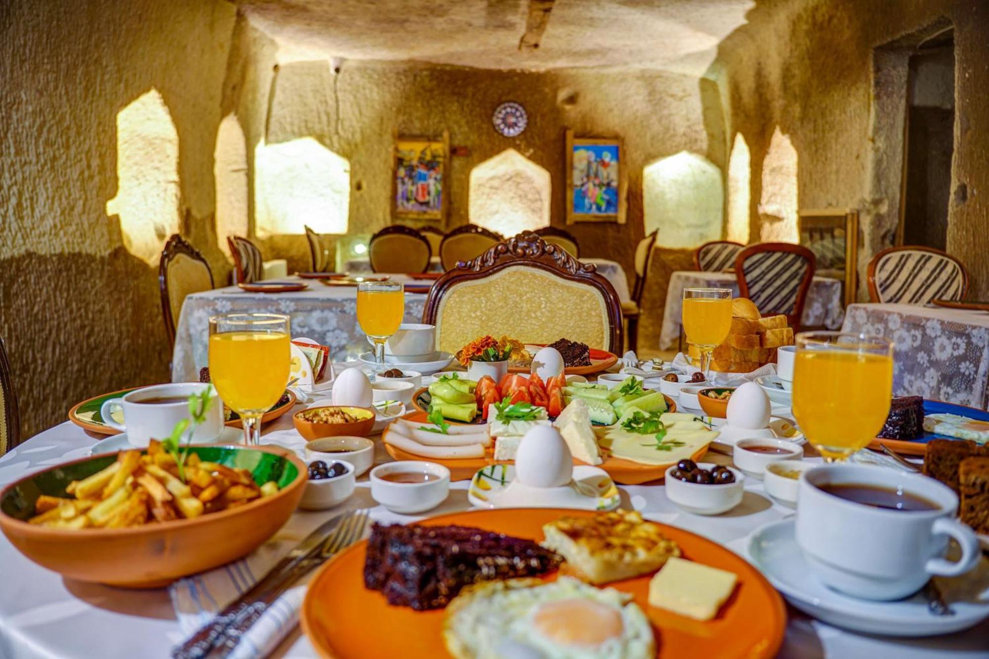 Gibos Cave Hotel Ürgüp Eksteriør billede