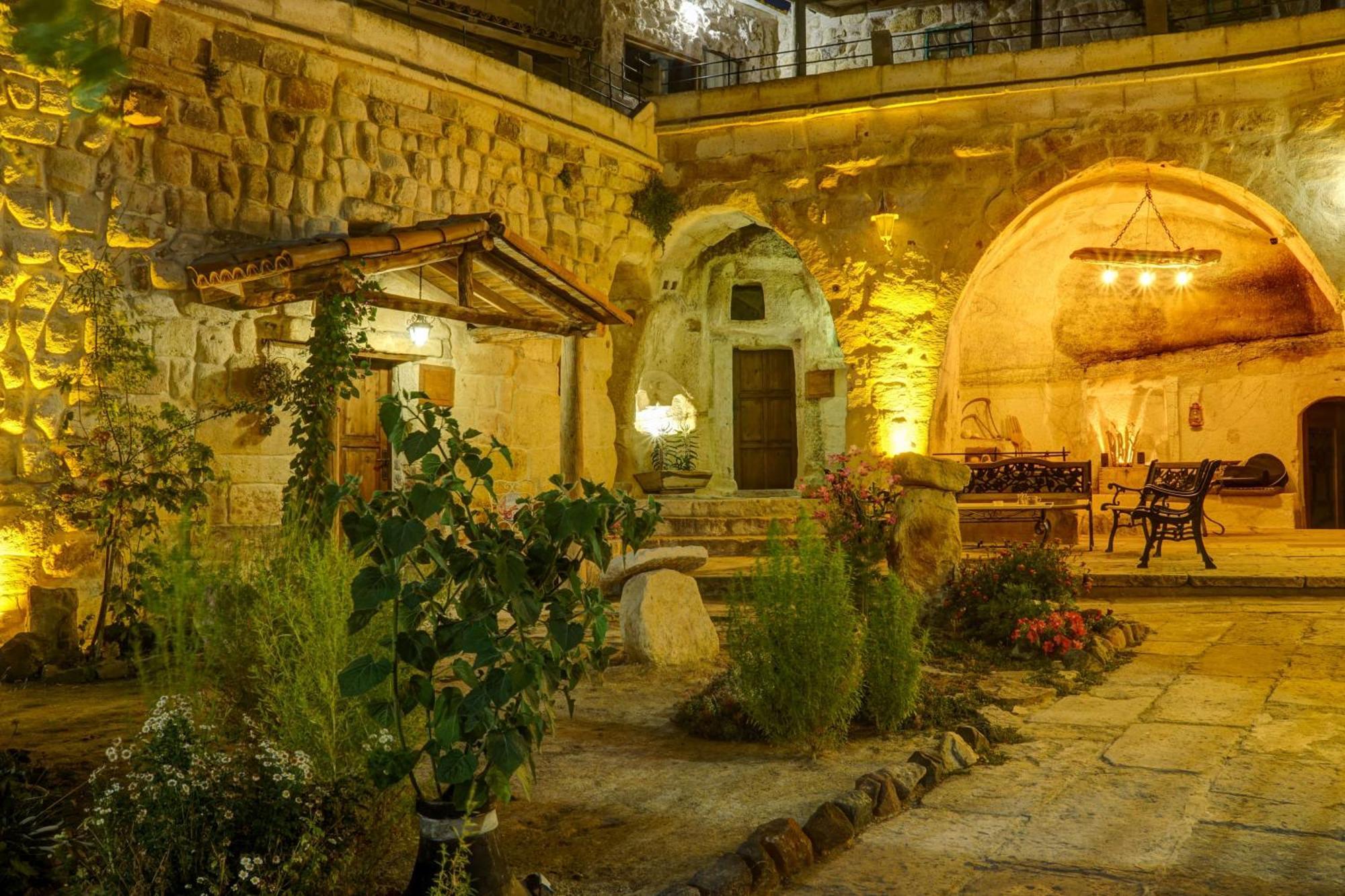 Gibos Cave Hotel Ürgüp Eksteriør billede