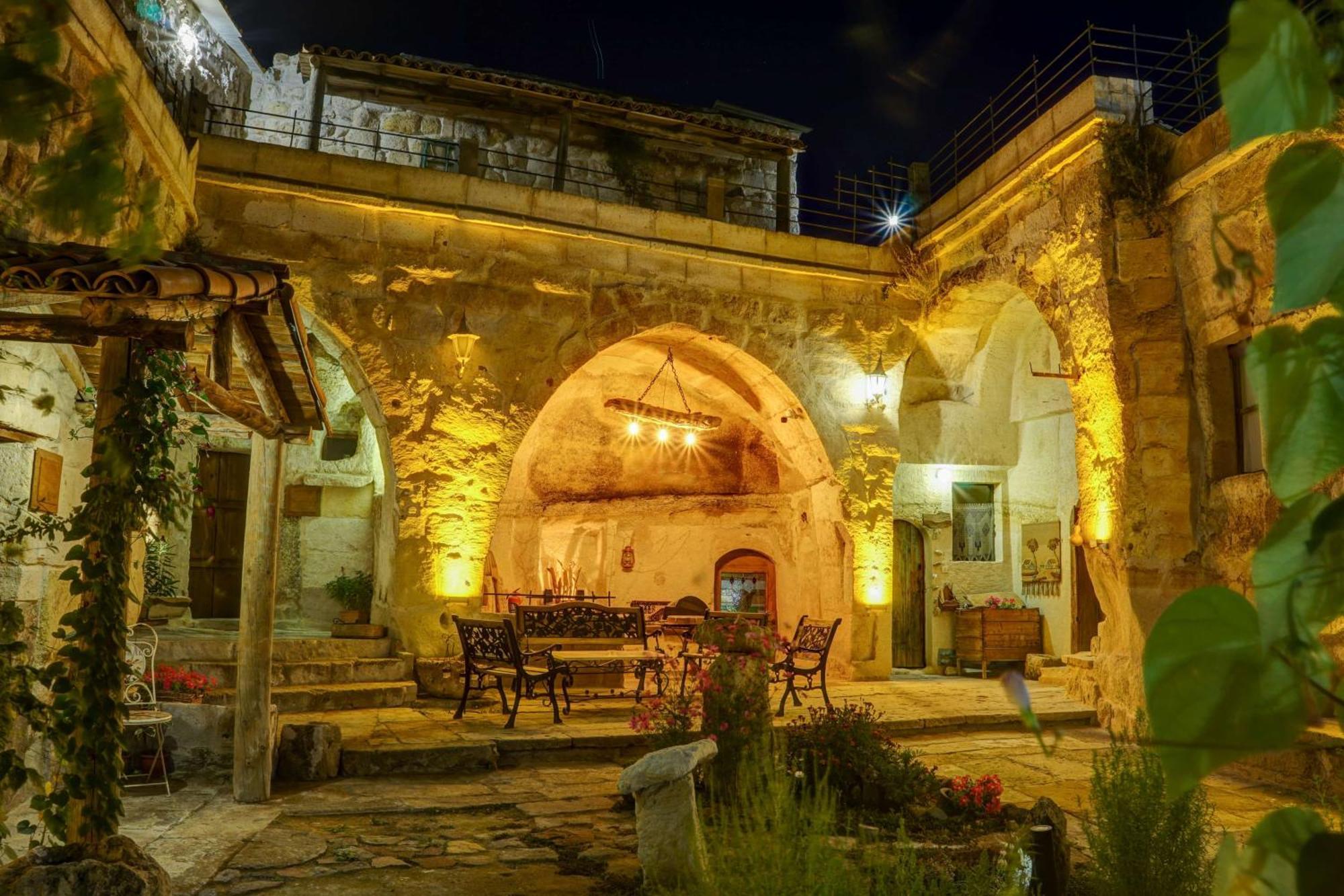 Gibos Cave Hotel Ürgüp Eksteriør billede